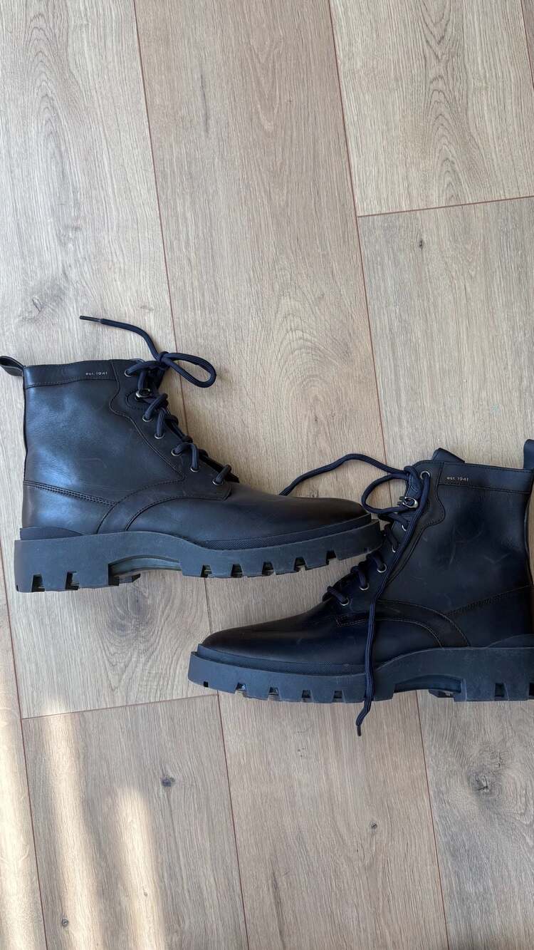 Coach Citysole Lace Up Boot Size 11.5D Dark Blue/Black Leather Lug Sole